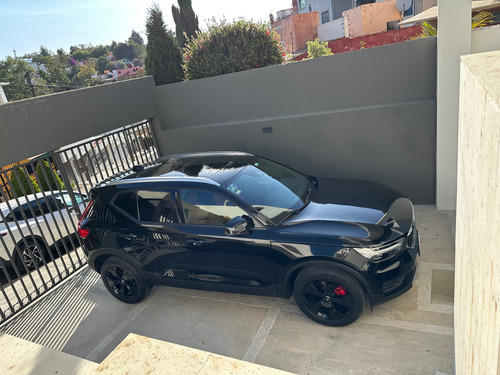 Volvo XC40 Volvo XC40 Momentum T4 motor 2.0 lts 4 cil