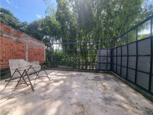Lote Comercial Con Estructura Para Local Comercial Excelente Ubicacion