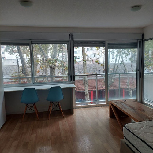 Alquiler Apartamento Monoambiente Equipado Pocitos, A 1 Cuadra De Rambla