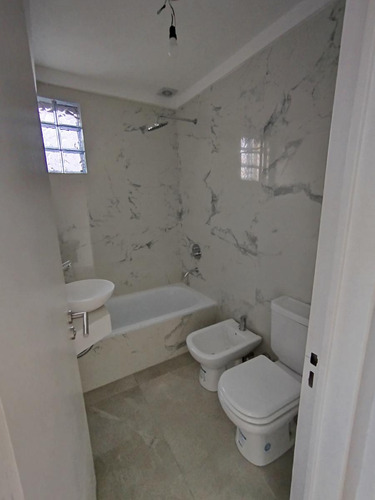 Departamento De 3 Ambientes A Estrenar En Flores. Full Amenities Premium