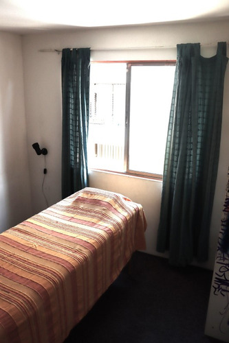 Luminosa Casa En Condominio 5d, 2b, 1e Een Ñuñoa