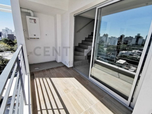 Imagen 6 de 17 de Departamento En Venta De 2 Dormitorios En La Plata.