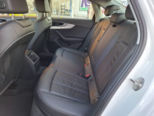 Audi A4 2.0 T Select 190hp Dsg