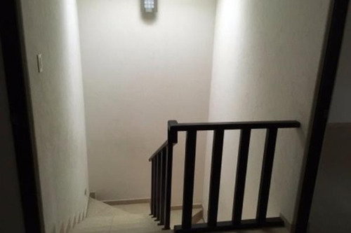Casa En Venta En C. Miguel Hidalgo 57, Granjas Lomas De Guadalupe, 54767 Cuautitlán Izcalli Ajrj