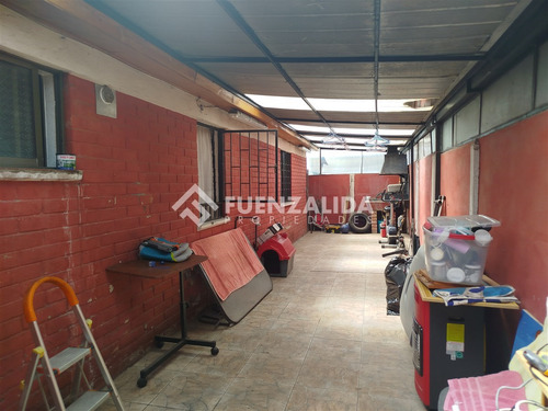 Casa En Venta De 4 Dorm. En Pasaje Cerrado, Puente Alto