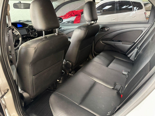 Toyota Etios XLS 1.5 Flex 5p Aut.