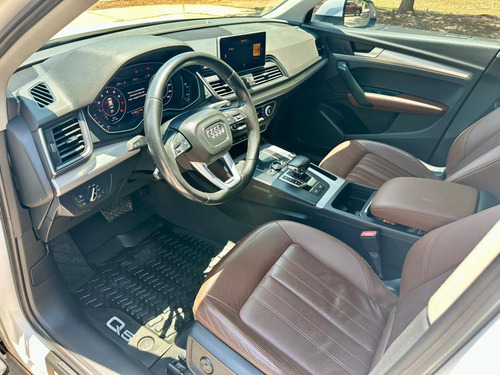 Audi Q5 2.0 L T Select Dsg