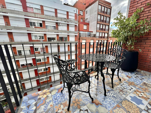 Piso De Gran Categoria 100 Cuadrados Recioclado De   Excelente Calidad Balcon Tipo Terraza 