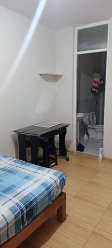 Se Alquila Habitación