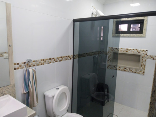 Casa Isolada Com 4 Quartos, Sendo 2 Suites- 250m² - Lado Praia Com Edícula - Confortom Elegancia |