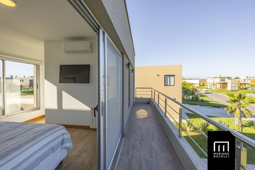Casa En Venta En Terralagos