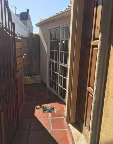 Imagen 2 de 15 de Venta - Merlo - P.h. - Retasado