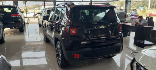 Imagen 4 de 8 de Jeep Renegade Longitude