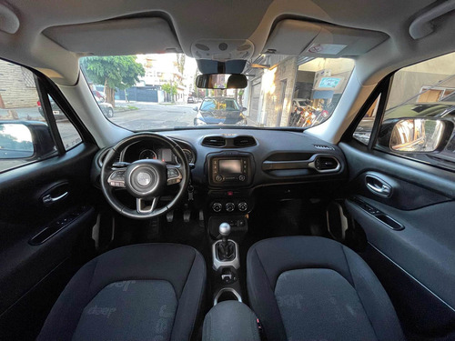 Imagen 8 de 12 de Jeep Renegade 1.8 Sport /// 2017 - 110.000km