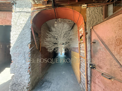 Vendo Local Comercial De 998m2 A Pasos De Matadero Franklin