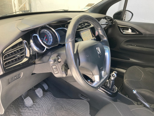 Imagen 4 de 8 de Citroen Ds 3 Vti 120 1955