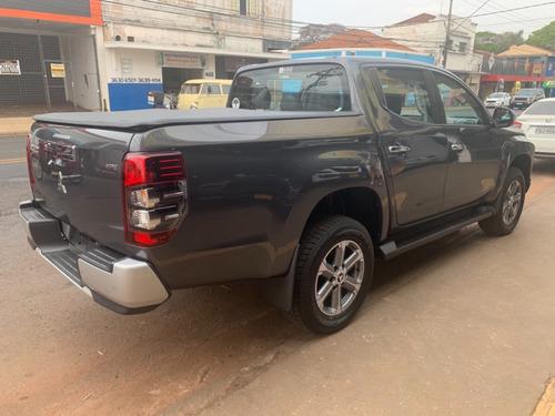 Imagem 3 de 15 de Mitsubishi L200 Triton Sport Hpe 2.4 Cinza 2022