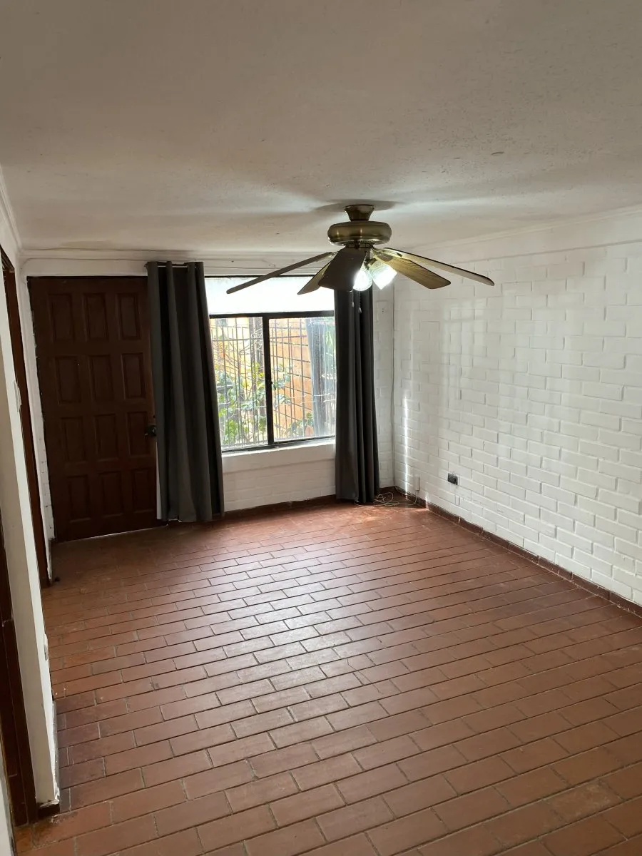 Imagen 1 de 12 de Casa En Venta En Puente Alto Con Amplio Terreno, Acceso Cont