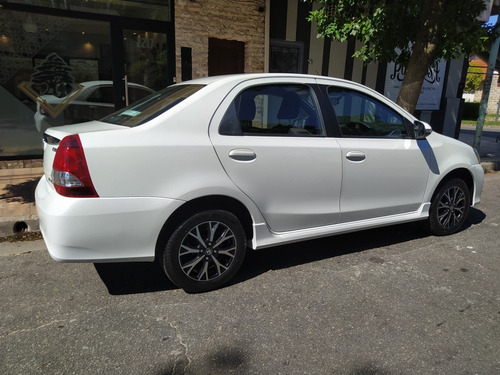 Imagen 8 de 15 de Toyota Etios Xls At