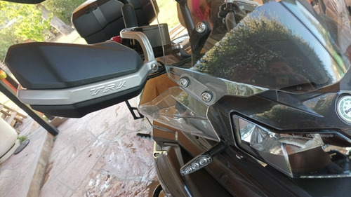 Imagen 8 de 11 de Benelli Trk 502