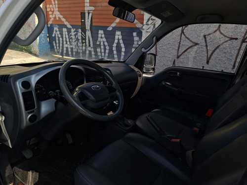 Kia Bongo 2.5 Std 4x2 Rs Turbo S/ Carroceria 2p