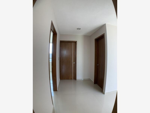 Imagen 9 de 12 de Casa Sola En Venta Priv. Res. Monte Novo Con Alberca Y Áreas Verdes. 3 Recámaras.