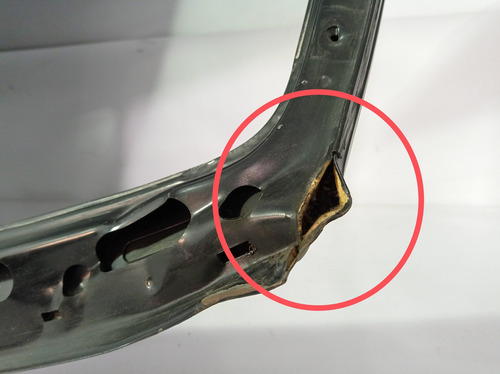 Capô Bmw 850 Ci V12 1994 Com Detalhe (Usado)