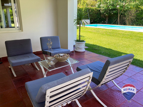 Venta Casa 6 Ambientes Barrio El Lauquen Canning