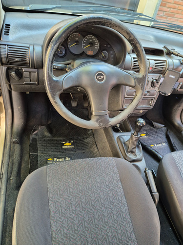 Chevrolet Corsa Classic 1.6 Gl Aa Super
