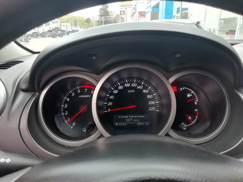 Suzuki Grand Vitara 4x4 Mt. 2015. Plata