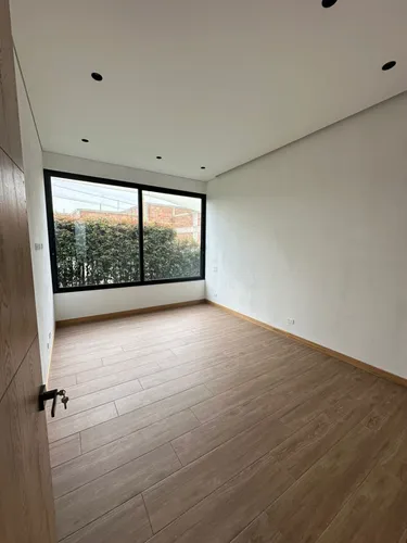 Casa En Venta En Llanogrande. Cod V12575