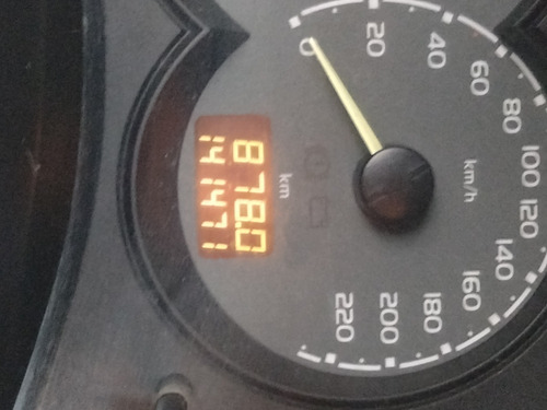 Imagen 7 de 8 de Chevrolet Corsa 1.6 2006