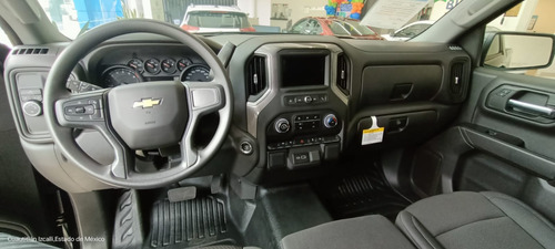 Chevrolet Silverado 5.3 V8 Cabina Regular 4X4 At
