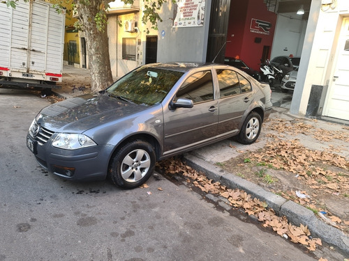 Imagen 1 de 8 de Volkswagen Bora 2.0 Trendline 115cv 2008
