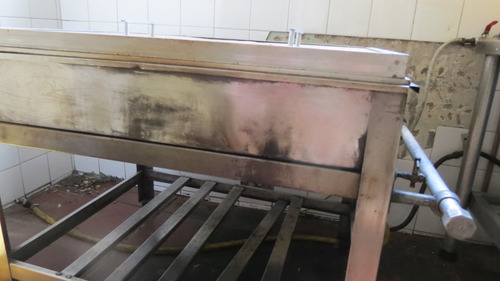 Imagem 3 de 8 de Banho Maria De Aço Inox Com Tampa/prateleira Vazada Embaixo