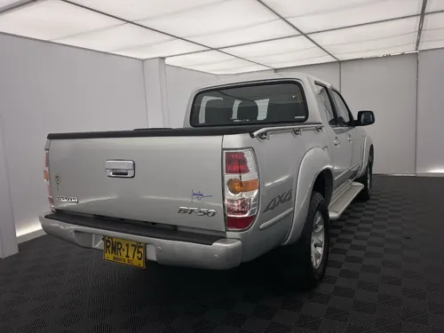 Mazda Bt50 2.6 Mt 2012