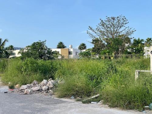 Imagen 9 de 14 de Terreno En Cerrada A La Puerta De Conkal 844.91m2 - Pueblo Conkal