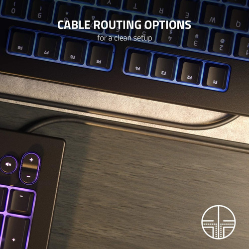 Imagen 8 de 11 de Teclado gamer Razer Cynosa V2 QWERTY español color negro con luz RGB