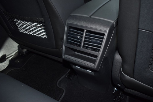Imagen 8 de 14 de Ds7 Crossback 2.0 Hdi 180 At So Chic