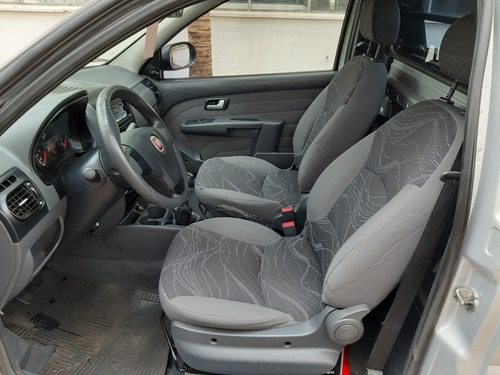 Imagem 7 de 10 de Fiat Strada Working 1.4 8v Flex Cabine Simples Completa