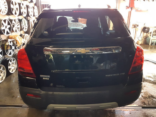 Imagem 3 de 3 de Sucata De Gm Tracker 2014 Ltz Aut - Motor Câmbio Peças