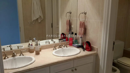 Apartamento En Venta De 2 Dormitorios En Edificio Le Jardin, Punta Del Este