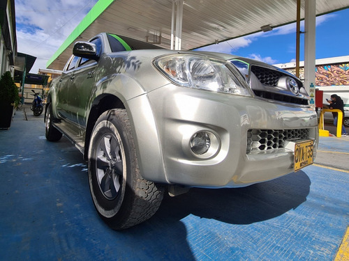 Toyota Hilux 2.7 4x4