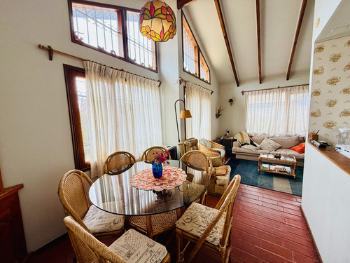 Hermosa Casa Algarrobo