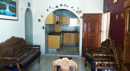 Imagen 6 de 9 de Casa En Maracay 3hab, 2 Baños. Se Deja Amoblada. Oferta