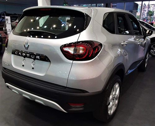 Renault Captur 2.0 Zen Gol Toyota Fiat Idea Suzuky Bmw 125 L
