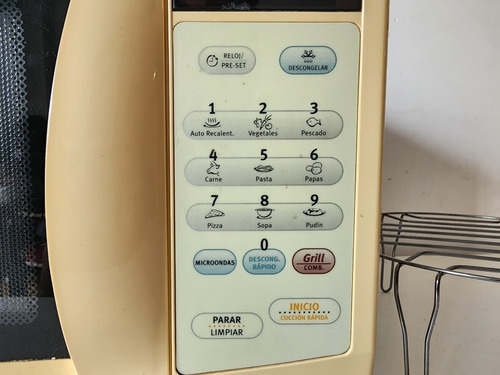 Imagen 5 de 6 de Microondas Electrolux Emna203d2pw Con Manual 20l 1150w