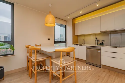 Moderno Departamento Semi Nuevo En Las Condes!