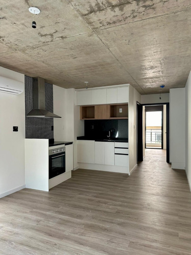 Venta A Estrenar Hermoso Apartamento Un Dormitorio Con Balcon Y Terraza De Uso Exclusivo Con Parrillero