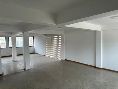 Edificio en alquiler